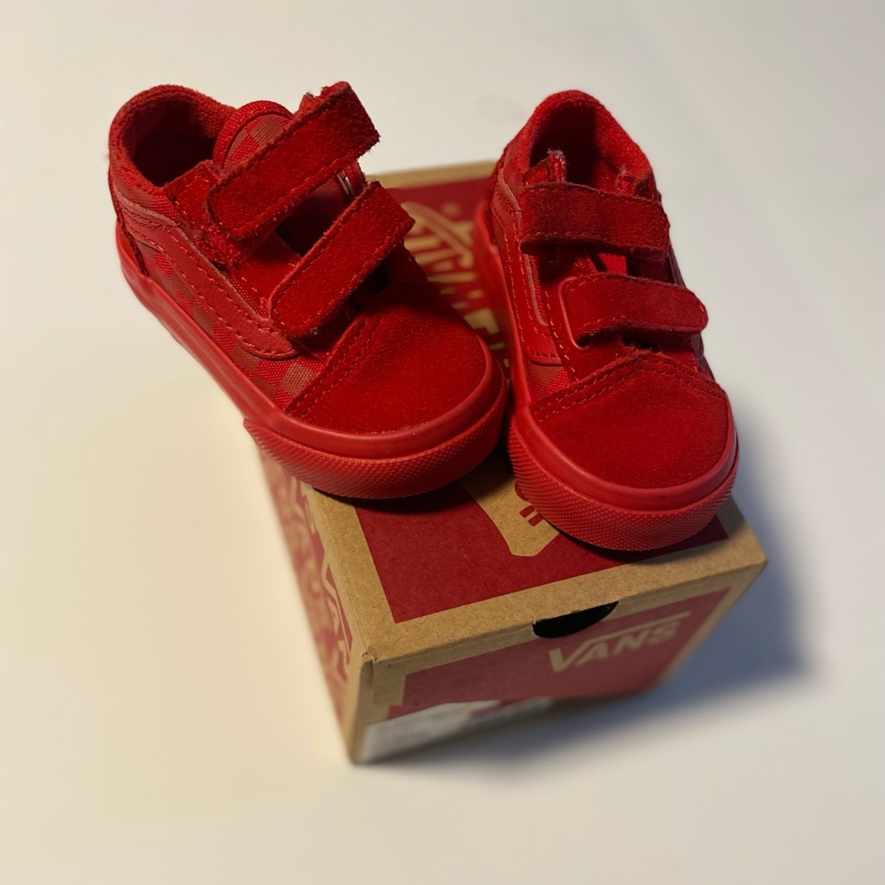 Red vans size 3C